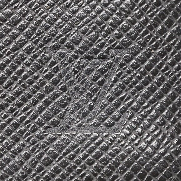 Louis Vuitton Black Taiga Leather Brazza Wallet - Picture 5 of 10